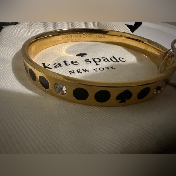 KATE SPADE NEW! GOLD TONE STUDDED RHINESTONE BRACELET BANGLE RARE - Picture 1 of 5